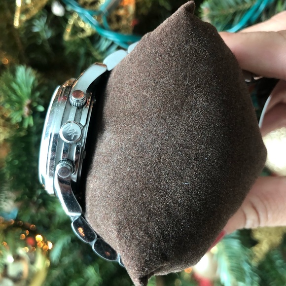 Michael Kors Women’s Stainless Steel Watch MK5076 - Picture 2 of 4